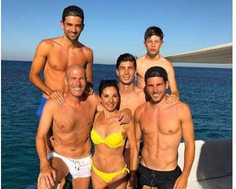 1703853413994046945.jpg 202312291945479052.jpg